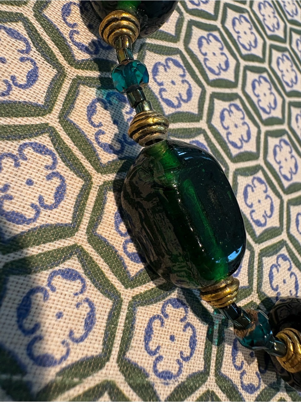 Vintage Handcrafted Italian Emerald Green Glass Bead Necklace 24”